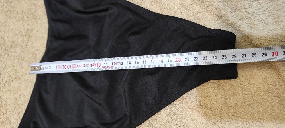 Чорні купальні плавки