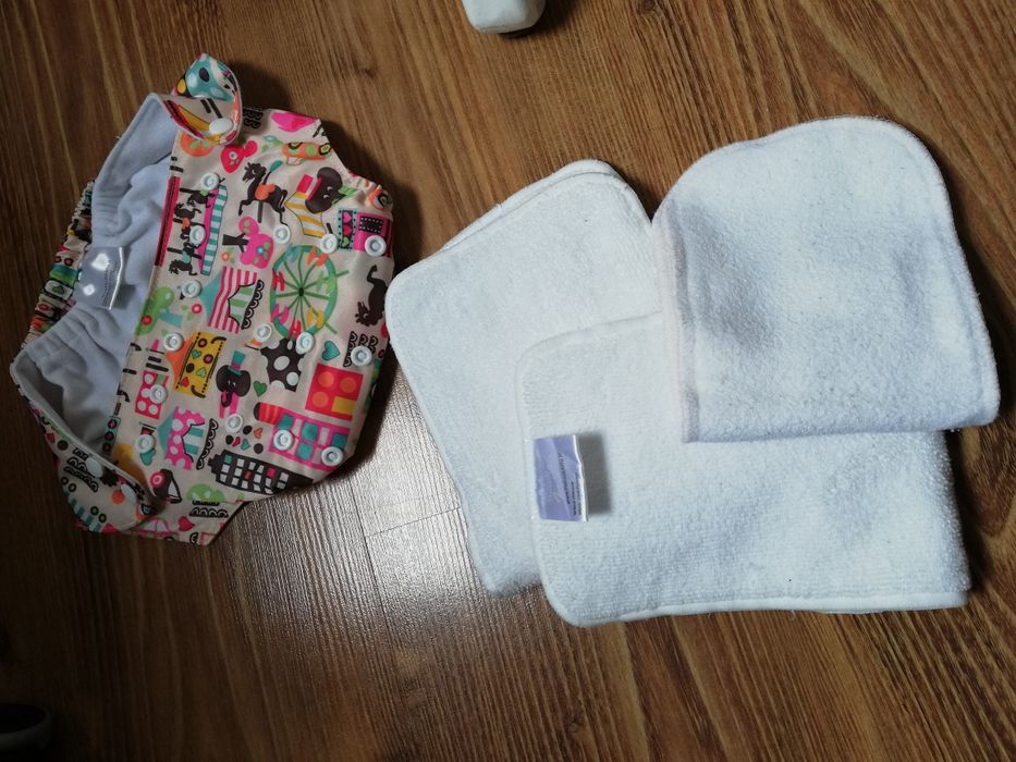 Zestaw pieluszek nowe treningowe wielorazowych Mila baby , nowe, wkład