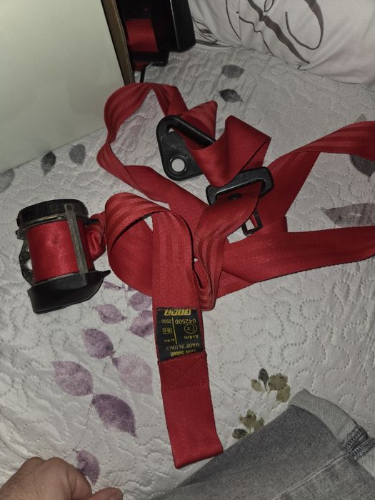 Cintos vermelhos turbo i.e