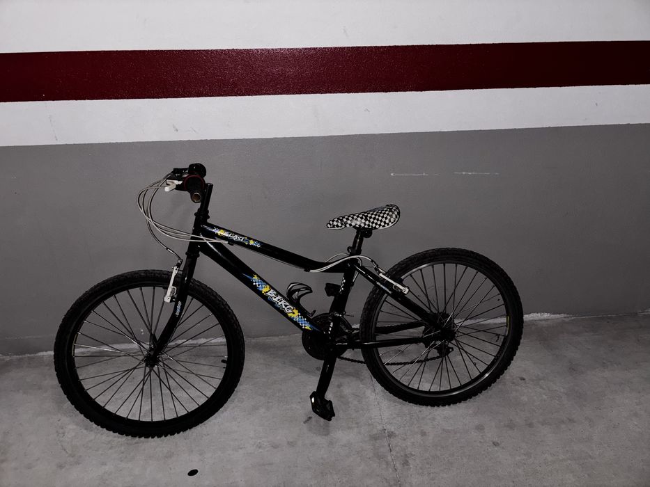 Bicicleta para crinça