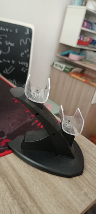 Carregador para comando de ps 5 e ps 4 sem garantia