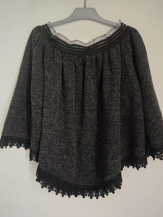 Camisola cinzenta escura