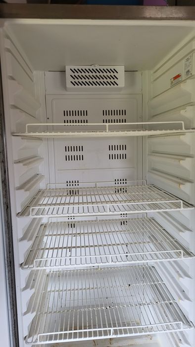 Arcas verticais industriais