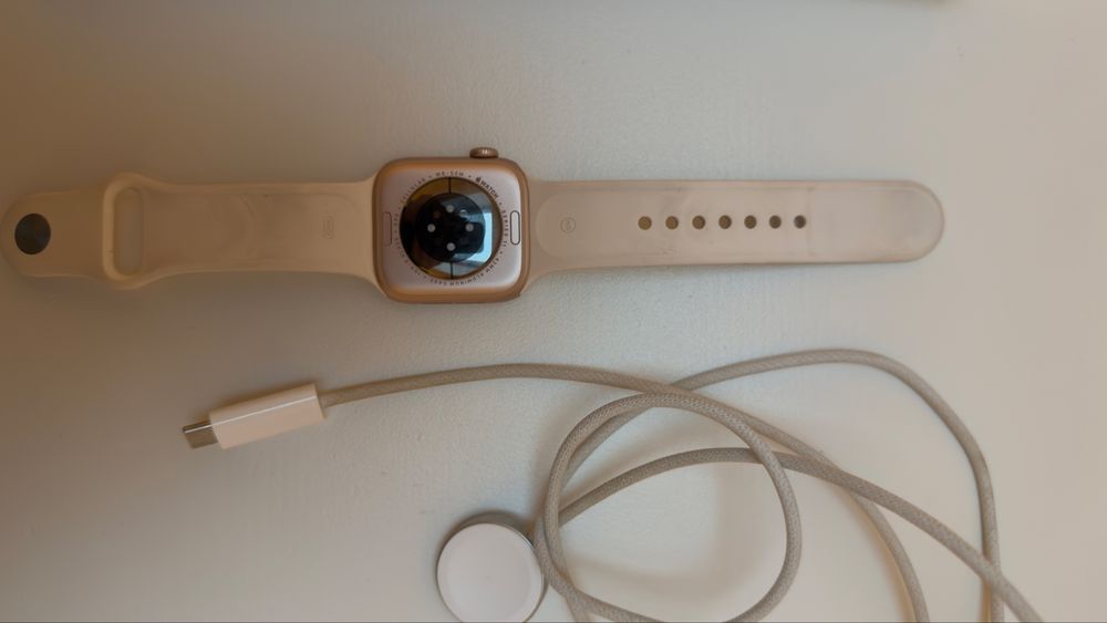 Apple Watch Series 11 Rose Gold GPS + Cellular