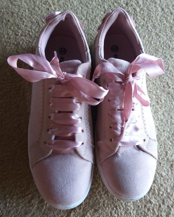 Buty pastelowy róż rozm 40