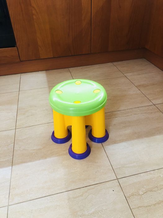 Детский стульчик