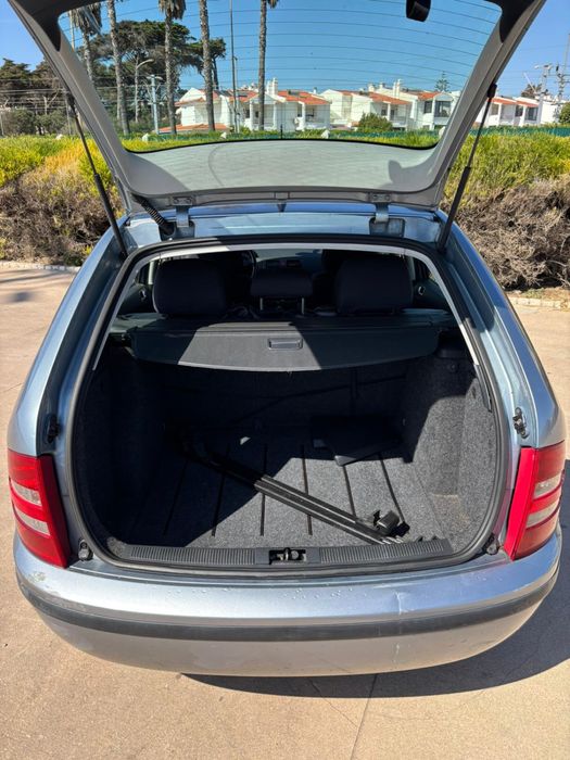 Skoda Fabia 1.2 em otimo estado