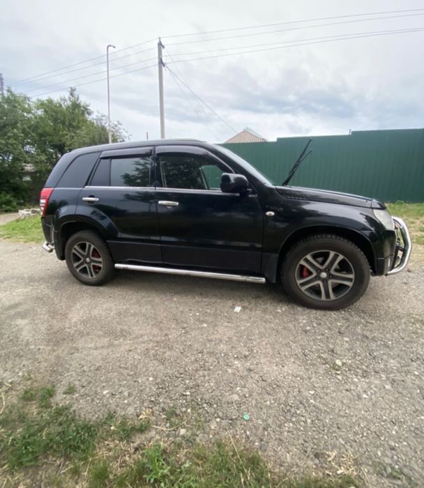 Автомобіль Suzuki Grand Vitara