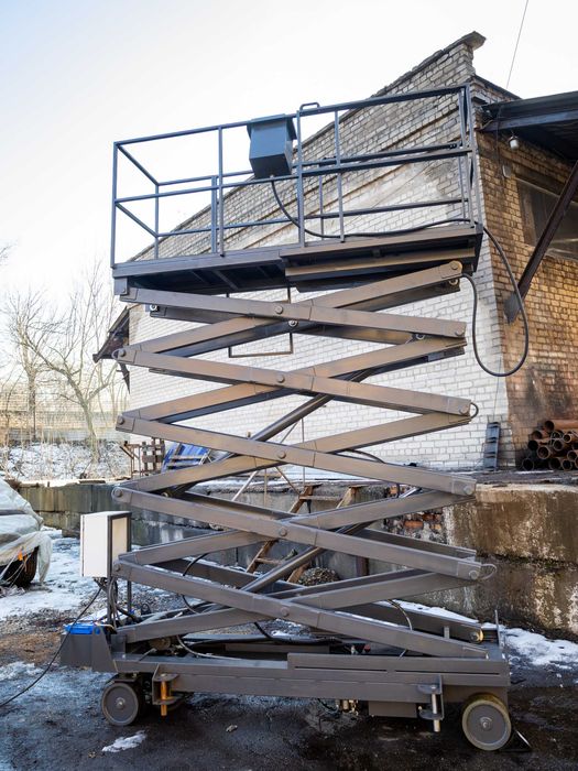 Самохідна платформа, ножична, 10 метрів