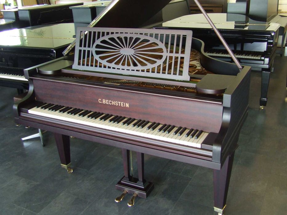 Fortepian C. Bechstein mod M 180 cm z mechaniką Renner w super stanie