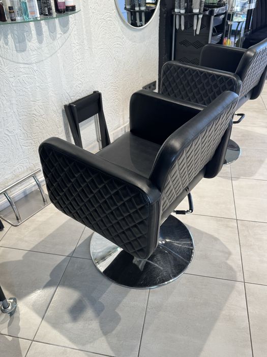 Перукарьське крісло