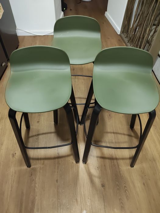 3 Cadeiras altas