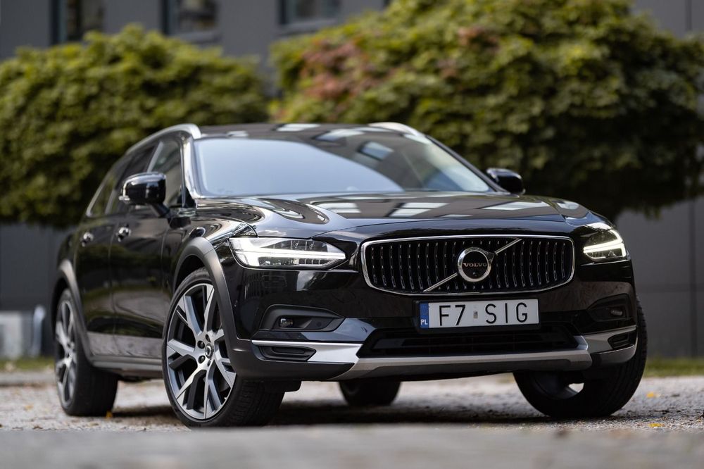 Volvo V90 Cross Country