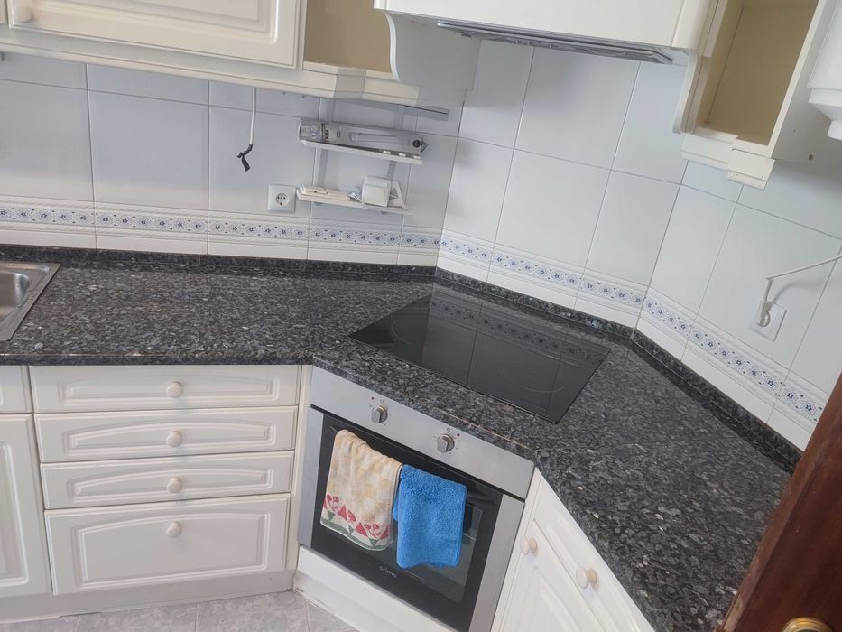 Alugo Quarto - Alcochete