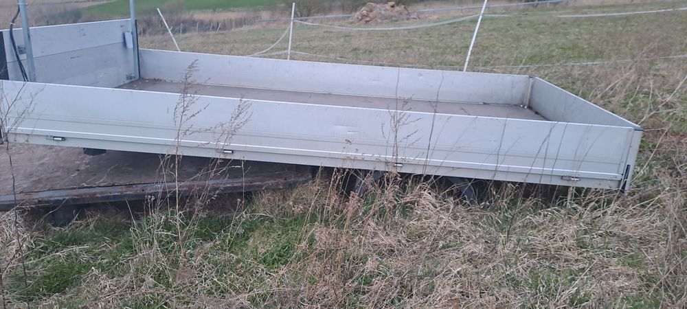 Sprzedam zabudowa  skrzyniowy  paka