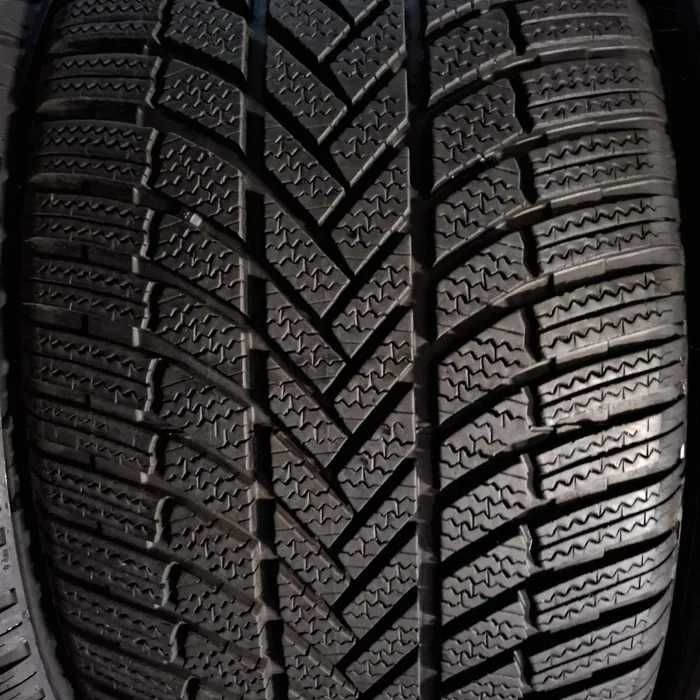 Купити різношорокий комплект шин гуми резини  275/35 R20 + 245/40 R20 доставка, гарантія. Професійний підбір оптимальних шин під ваші умови.