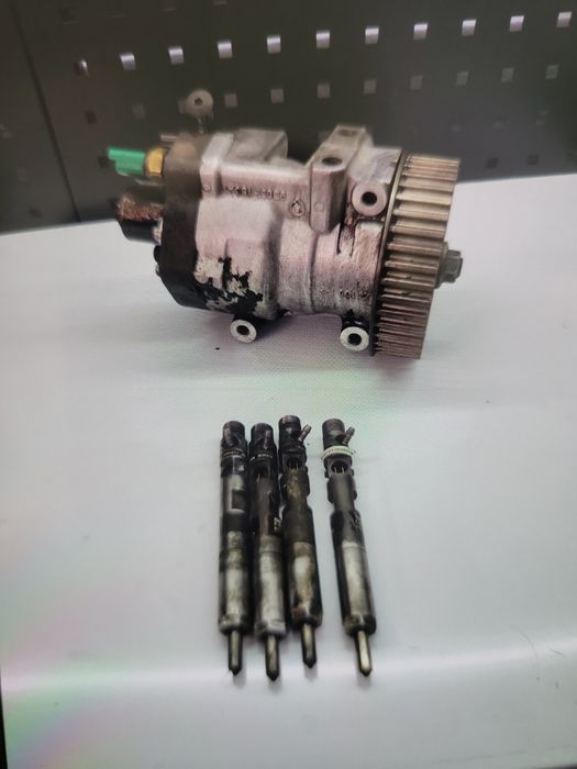 Conjunto injetores e bomba 1.5dci