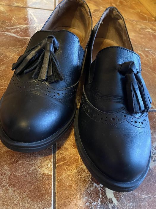 Шкіряні туфлі для школи 37 р.