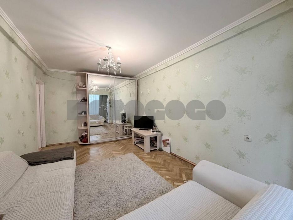 Продаж 2к, Ратушного 37, чешка, гарний стан, 49м2