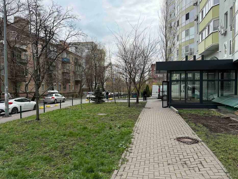 Від Власника, Фасадне приміщення 100 кв.м, біля метро Васильківська.