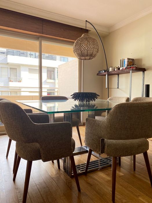 Mesa  de sala em vidro quadrada