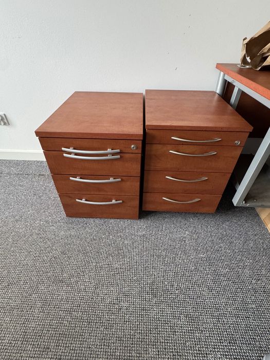 Kontenerki pod biurko