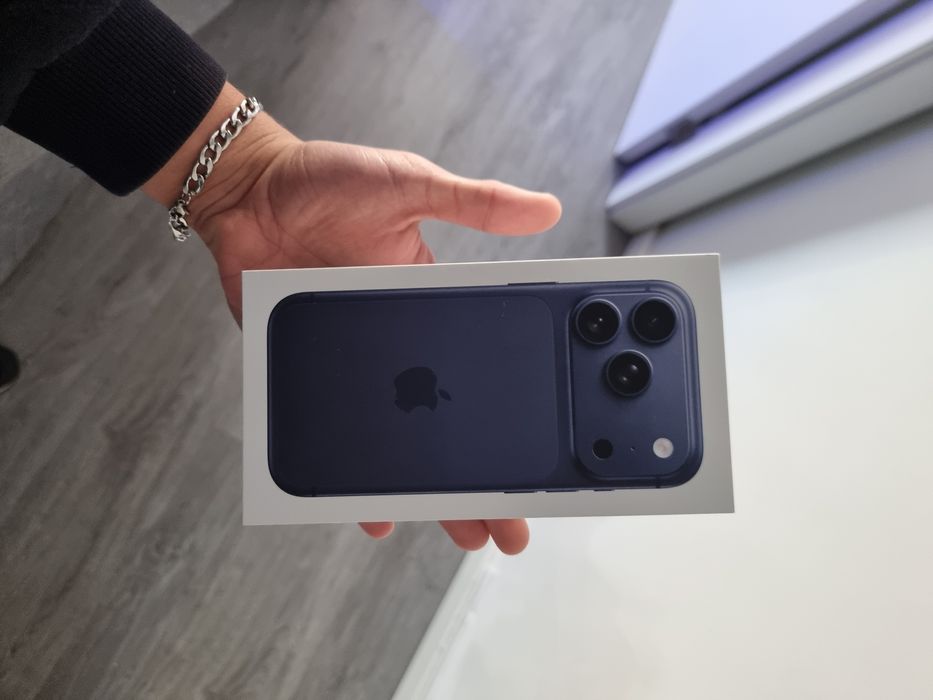 Iphone 17 pro 256gb azul