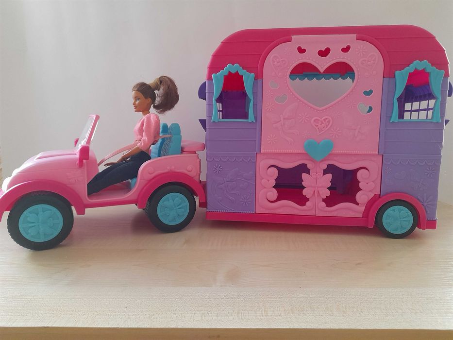 SPARKLE GIRLZ samochód z przyczepą kempingową