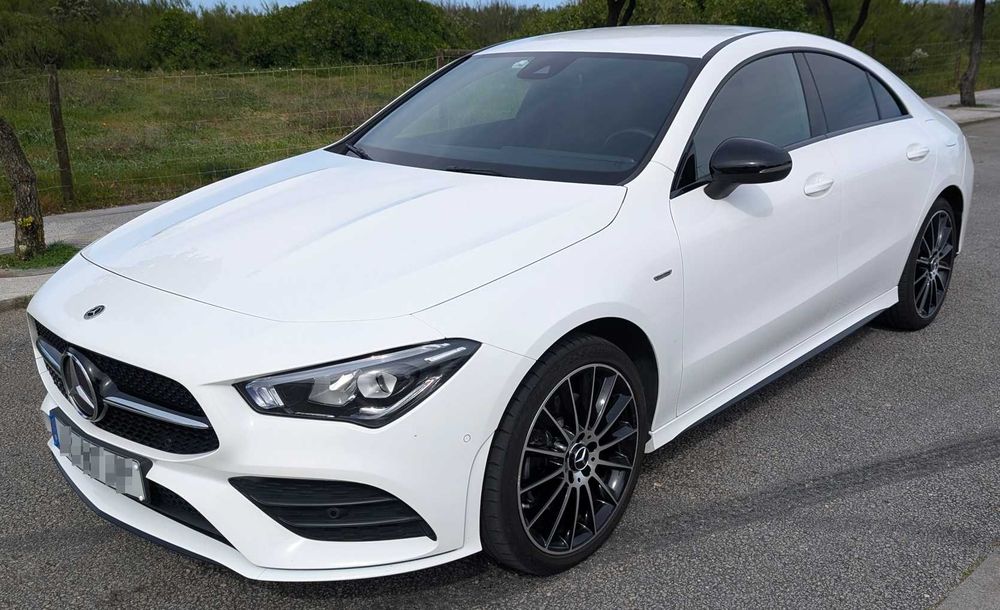 Mercedes-Benz CLA 250e Pack AMG