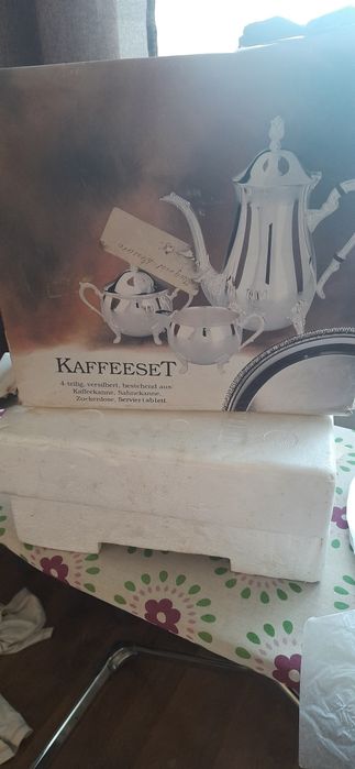 Вінтажний посеребренньй сервіз