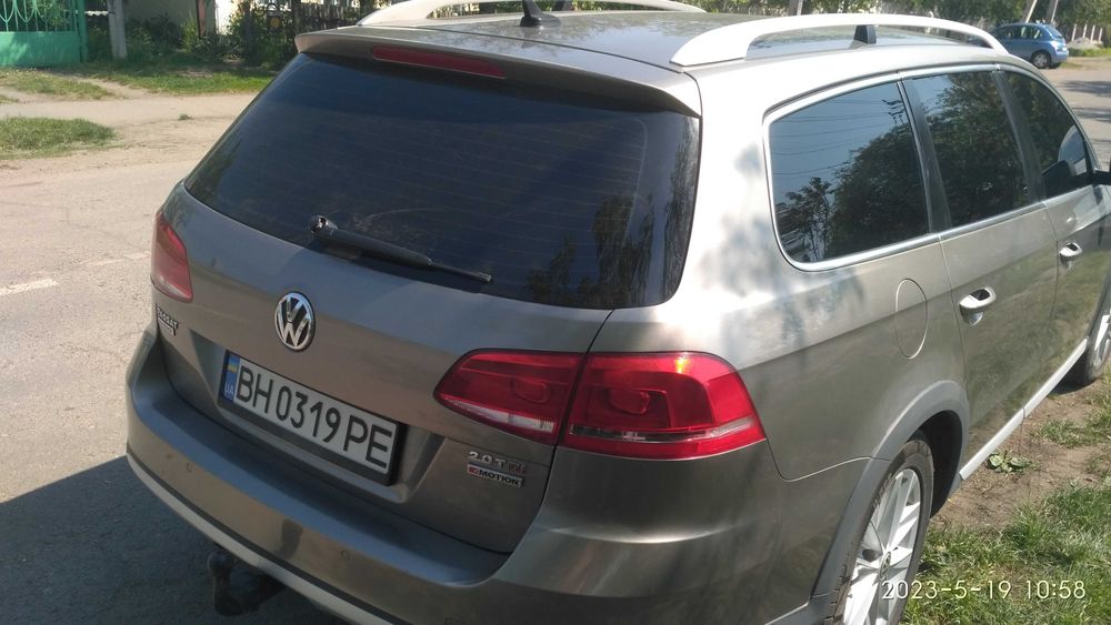 Фольксваген Passat alltrack