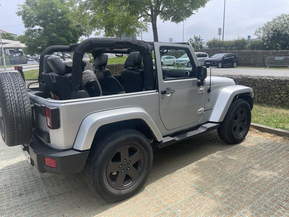 Jeep wrangler Sahara 70th anniversary