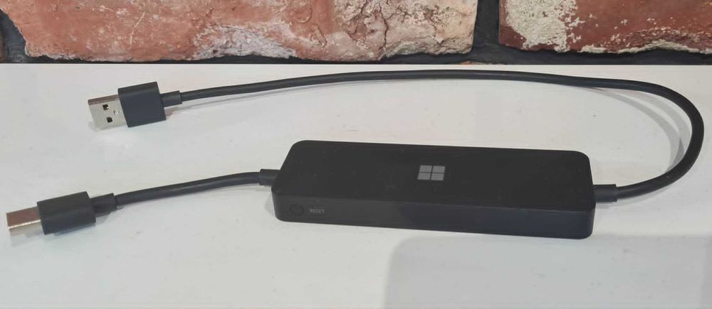 ORYGINALNY Microsoft wireless display adapter V3 1942 bezprzewodowe HDMI 4k
