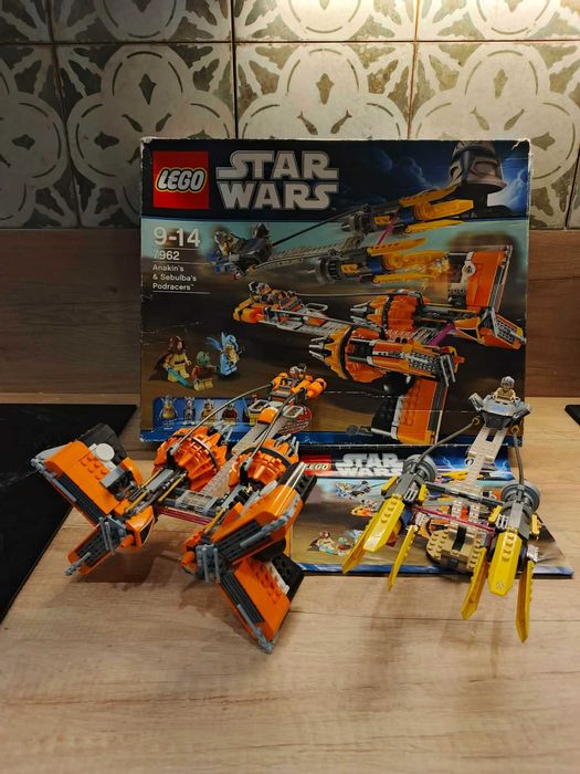 LEGO Star Wars 7962 Anakin's & Sebulba's Podracers