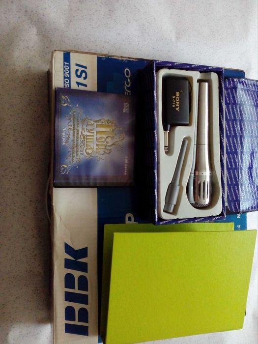 Розважальний центр . Плеер dvd BBK dv611si с караоке + мікрофон sony