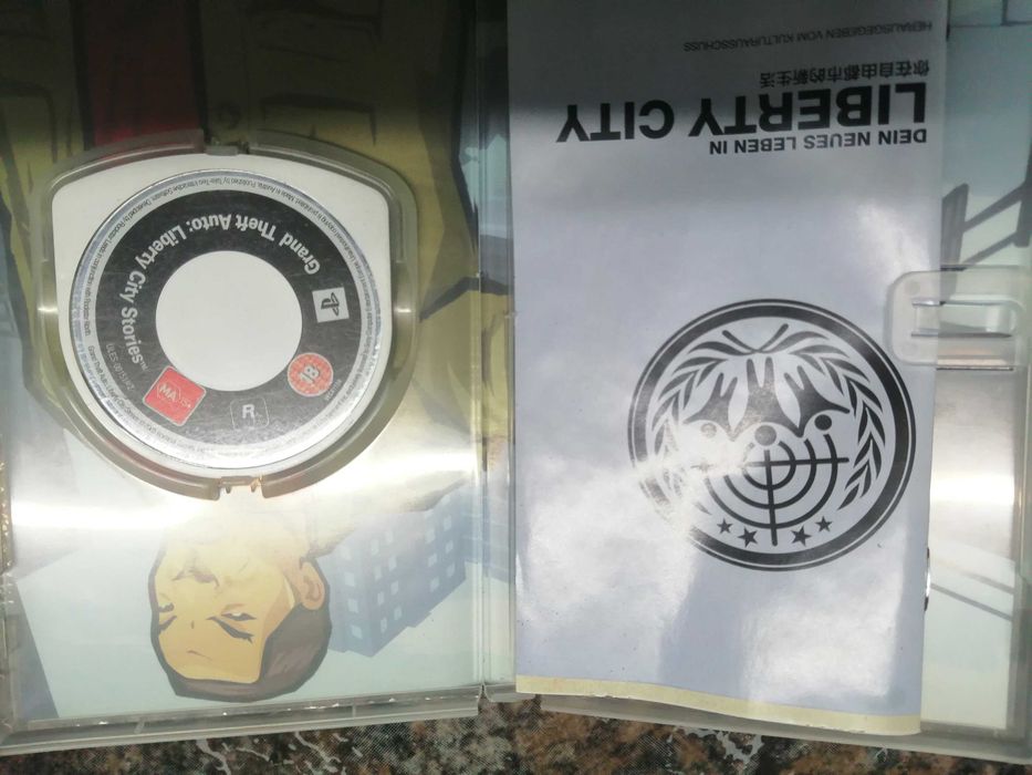 jogo grand theft liberty city , PSP