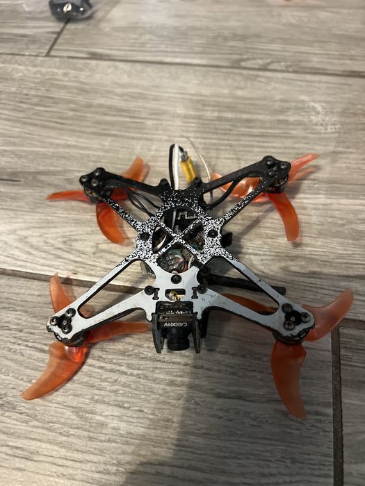Drony 2s emax tinyhowk 2 prawny i crux3 czesci