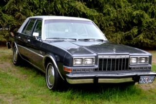 Dodge Diplomat Dodge Diplomat 5.2 V8 | Klasyk USA | Automat | Oryginalne wnętrze |