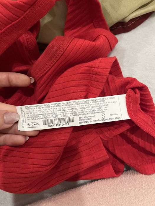 Top vermelho justo Stradivarius | Sem mangas