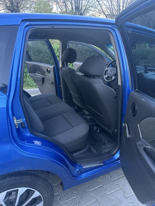 Продам авто Chevrolet  Aveo ls в хорошому стані.
