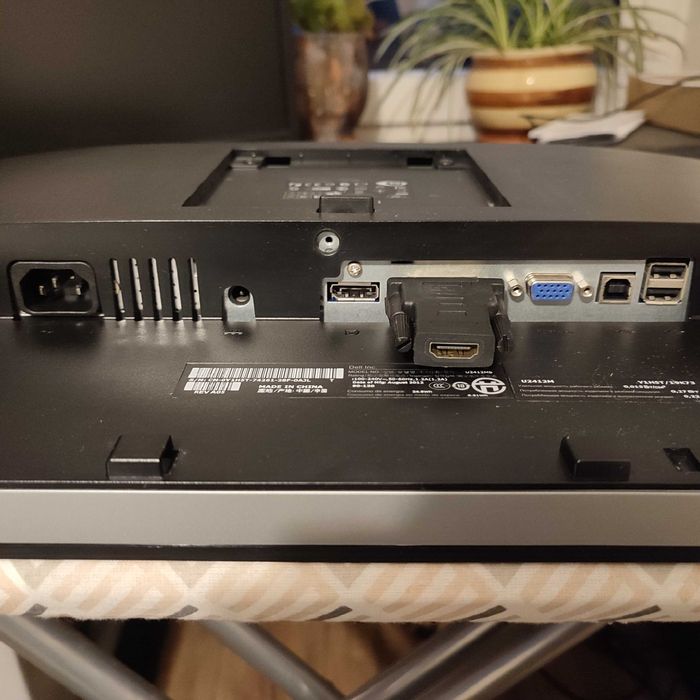 Monitor Dell oryginalny U2412M 24 cale 24'' REZERWACJA DO 2.01