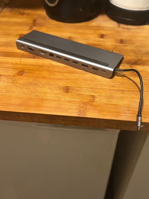 Hub Belkin USB-C 11-em-1 – Totalmente Funcional, Ótimo Estado