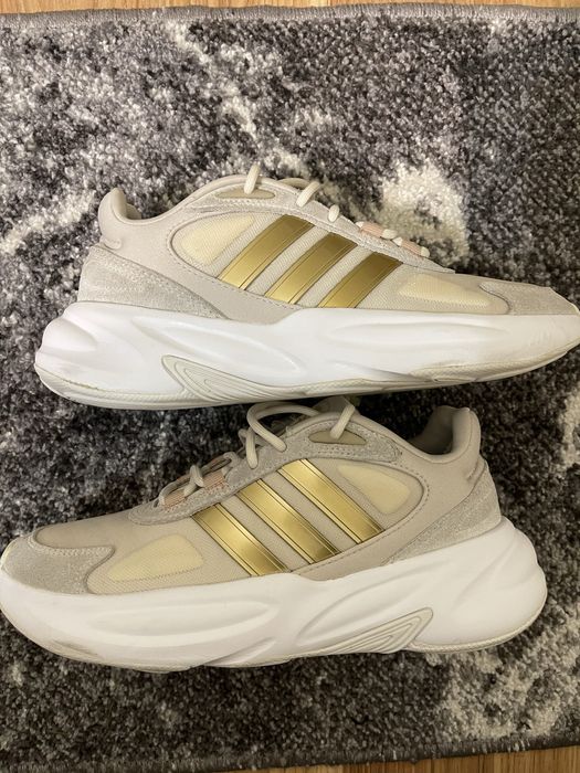Жіночі кросівки Adidas Ozelle бежеві 38/розмір