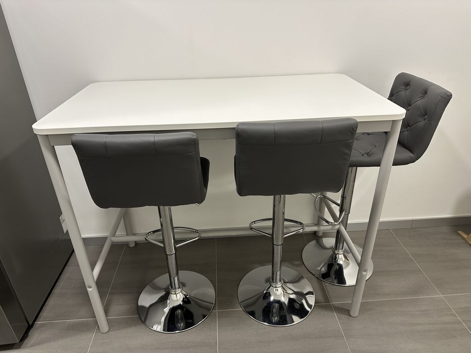 Mesa alta branca ikea