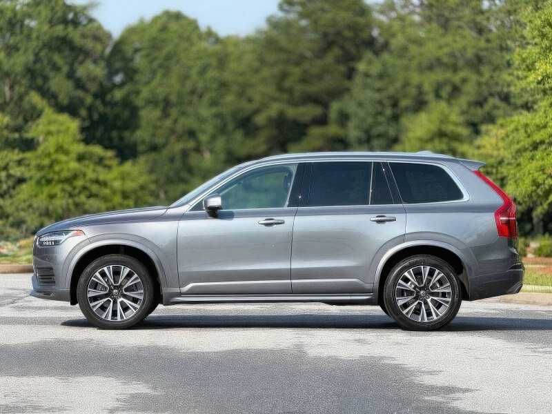 2020 Volvo XC90 T5 Momentum