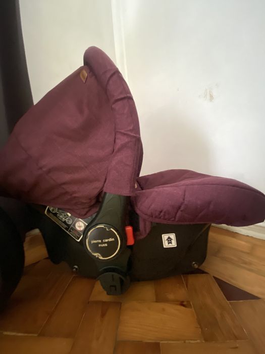 Carrinho de passeio — Pierre Cardin Vicky Plus