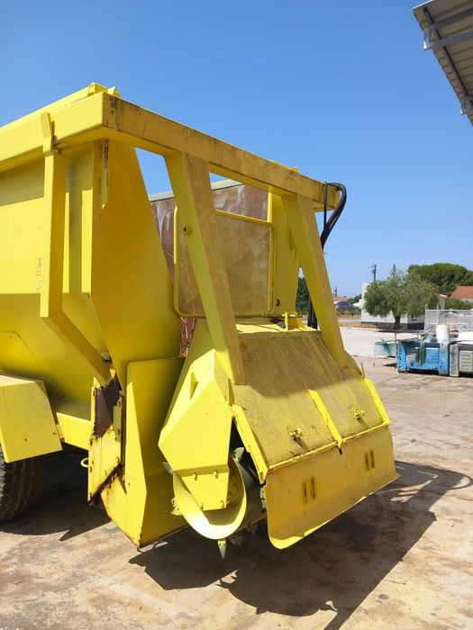 Reboque Unifeed SGARIBOLDI MONOFEDER