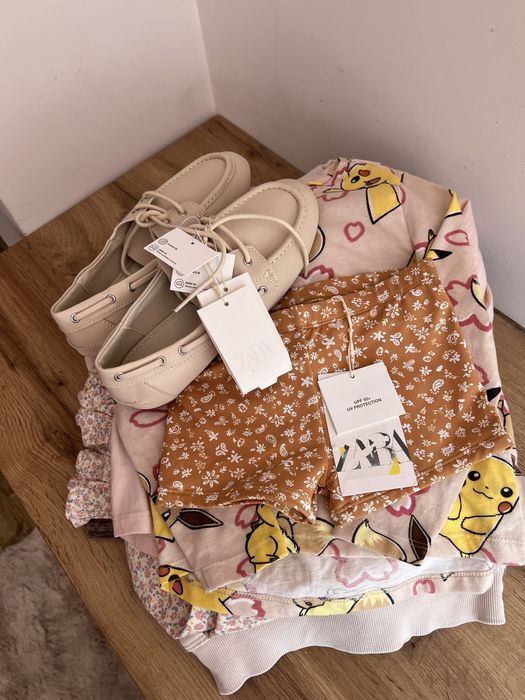 17 одиниць одягу 98/104 + нові лофери Zara 36 розмір