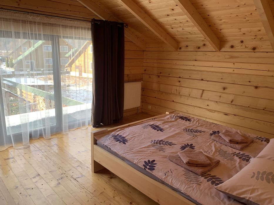 Будинок в Карпатах.Проживання.Татарів.