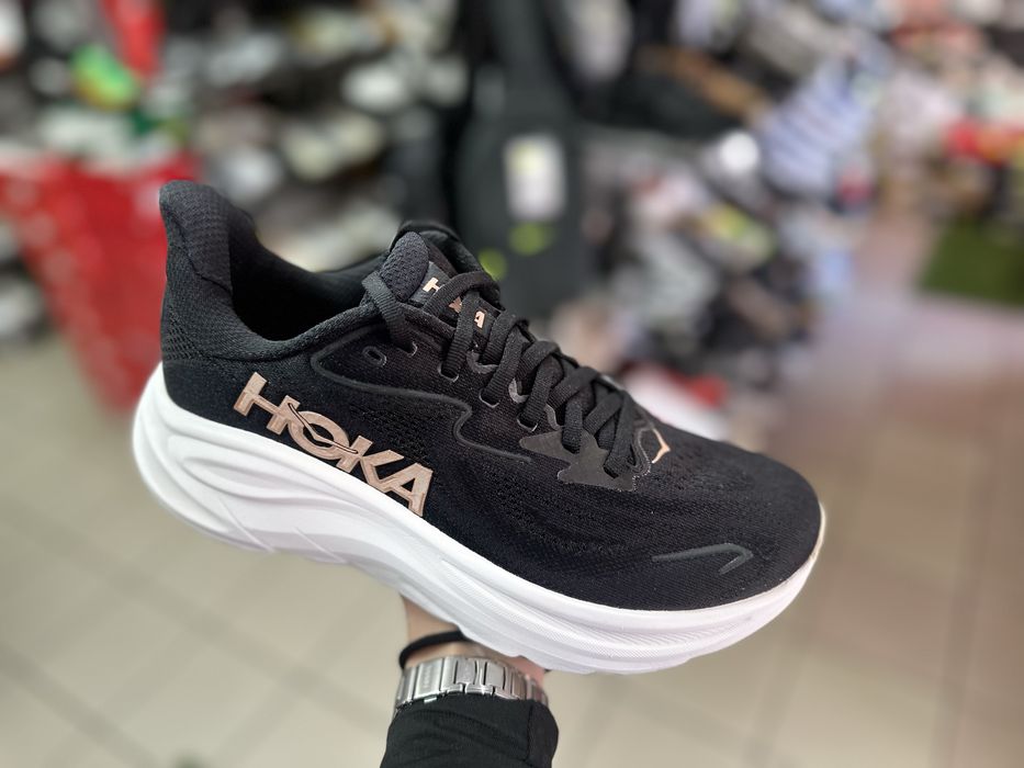 Кросівки Hoka Clifton 10 ( РОЗМІР 38 2/3 )